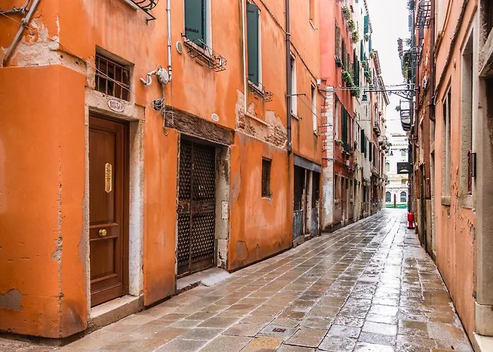 Rialto Mercato A Family In Venice Like At Home
